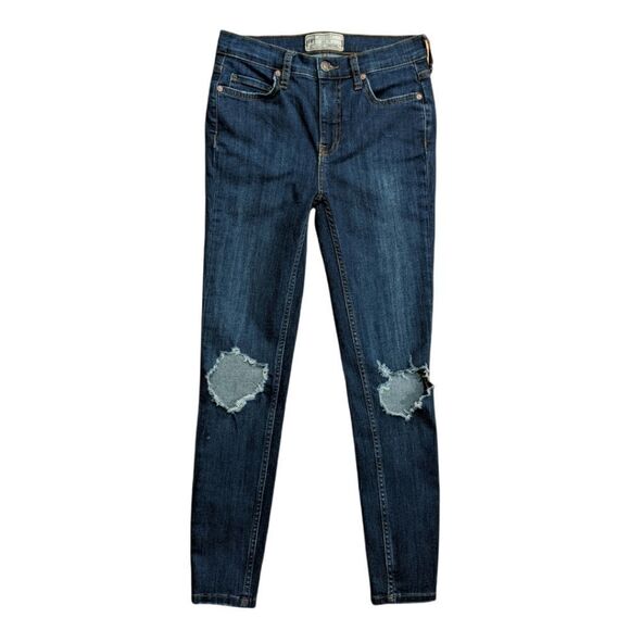 FREE PEOPLE Women's Distressed Knees Skinny Jeans Size 26, 61855-16515125 - Picture 1 of 4